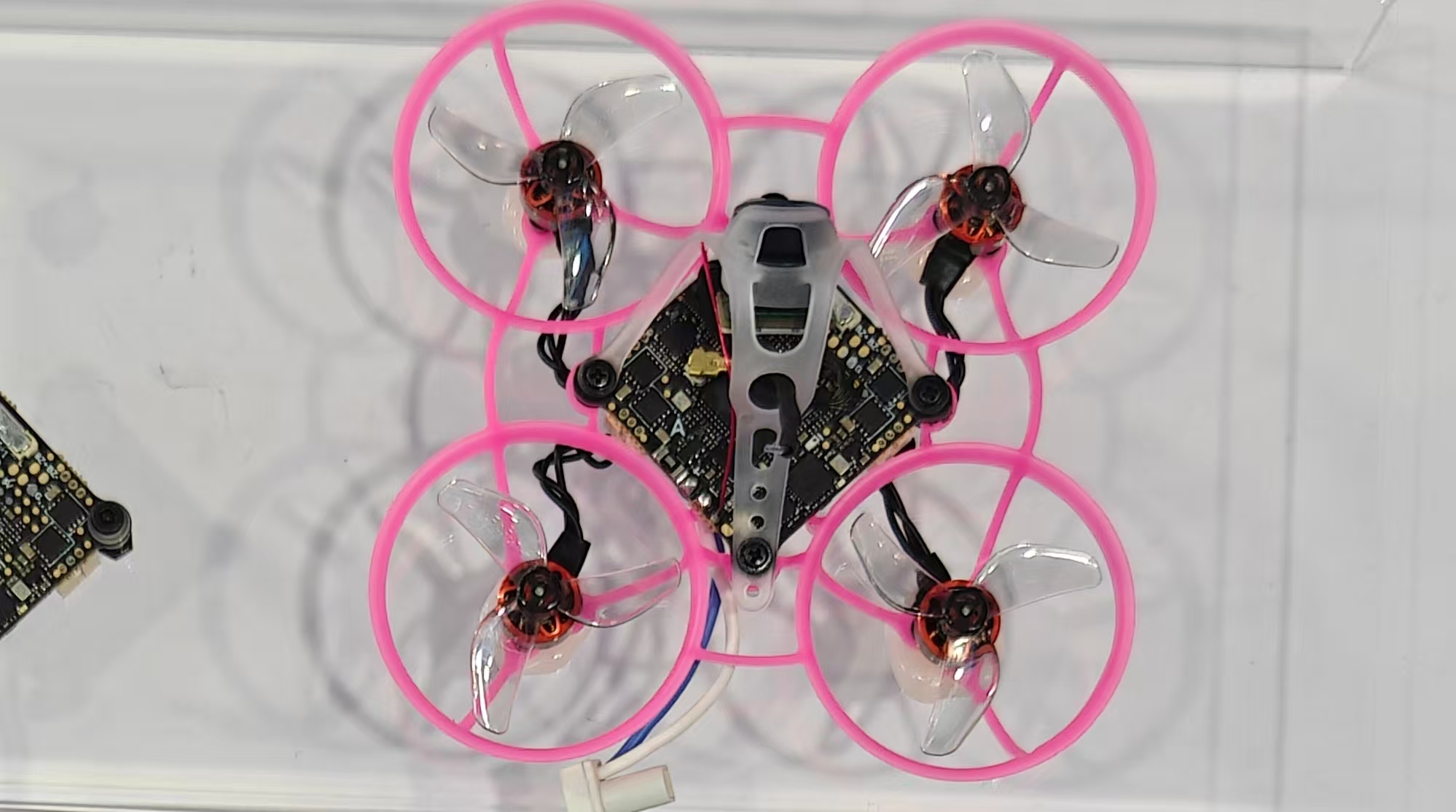 Como escolher uma lente FPV com pouca luz: F1.0 vs IR