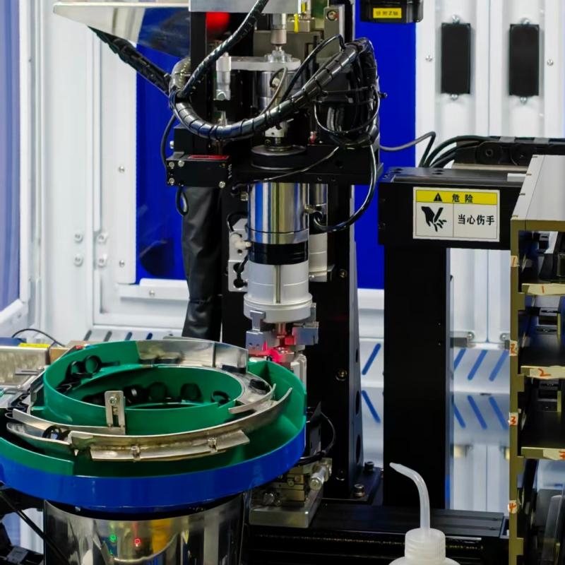 BOSHI Optical Technology conduz treinamento em processos de produção para formar equipes profissionais de fabricação
